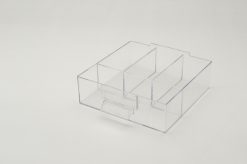 MARS - krabička stredná s prepážkami F 50x163x163mm Náhradný diel k poradovým skriniam radu 78. Krabička je rozdelená do 4 častí pomocou pevných prepážok.
