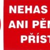 Nehas vodou ani penovými prístrojmi! 148x52mm - samolepka Samolepiace bezpečnostné tabuľka formátu 148x52 mm